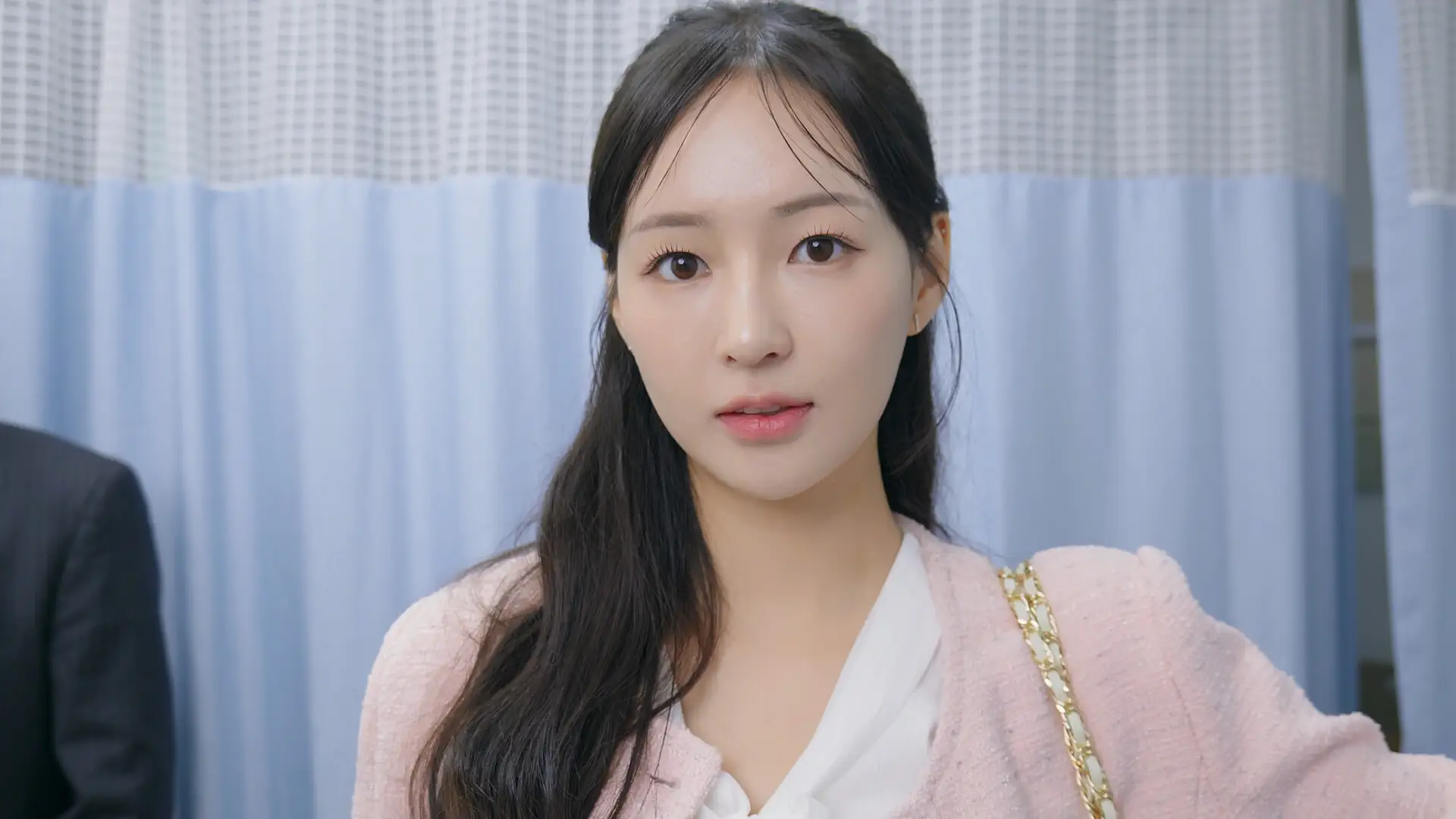 阿西, 美女室友竟然…？2.Five Hearts Under One Roof 2_4